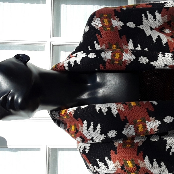 Lucky Brand knit sweater with collar and pockets - Picture 2 of 7